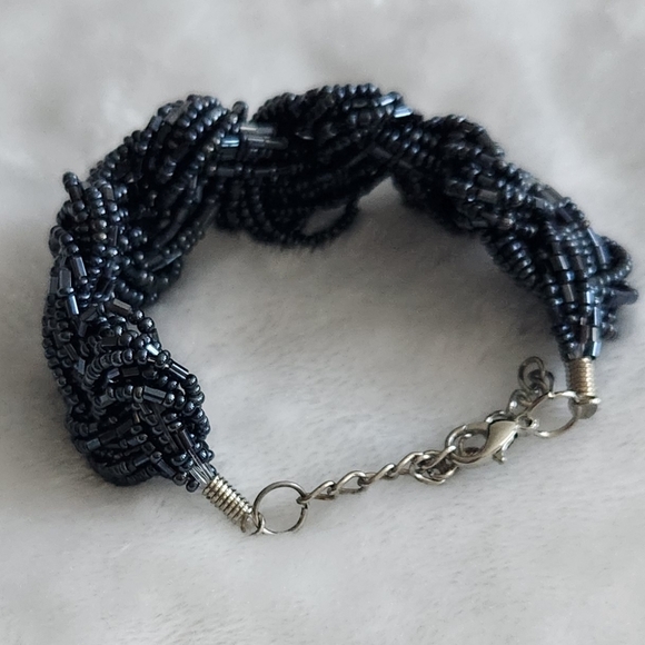 Elegant Black Beaded Bracelet, Preowned, Thick, Glamorous, Must Have - Picture 12 of 16